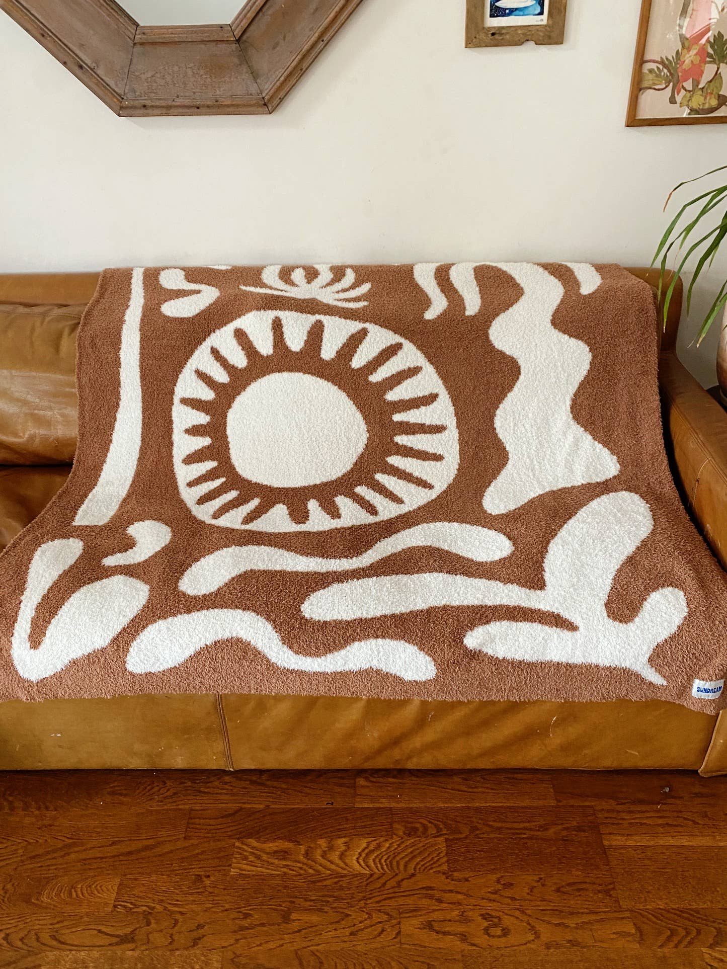 Sundream - Paradise Plush Throw - Raw Umber 