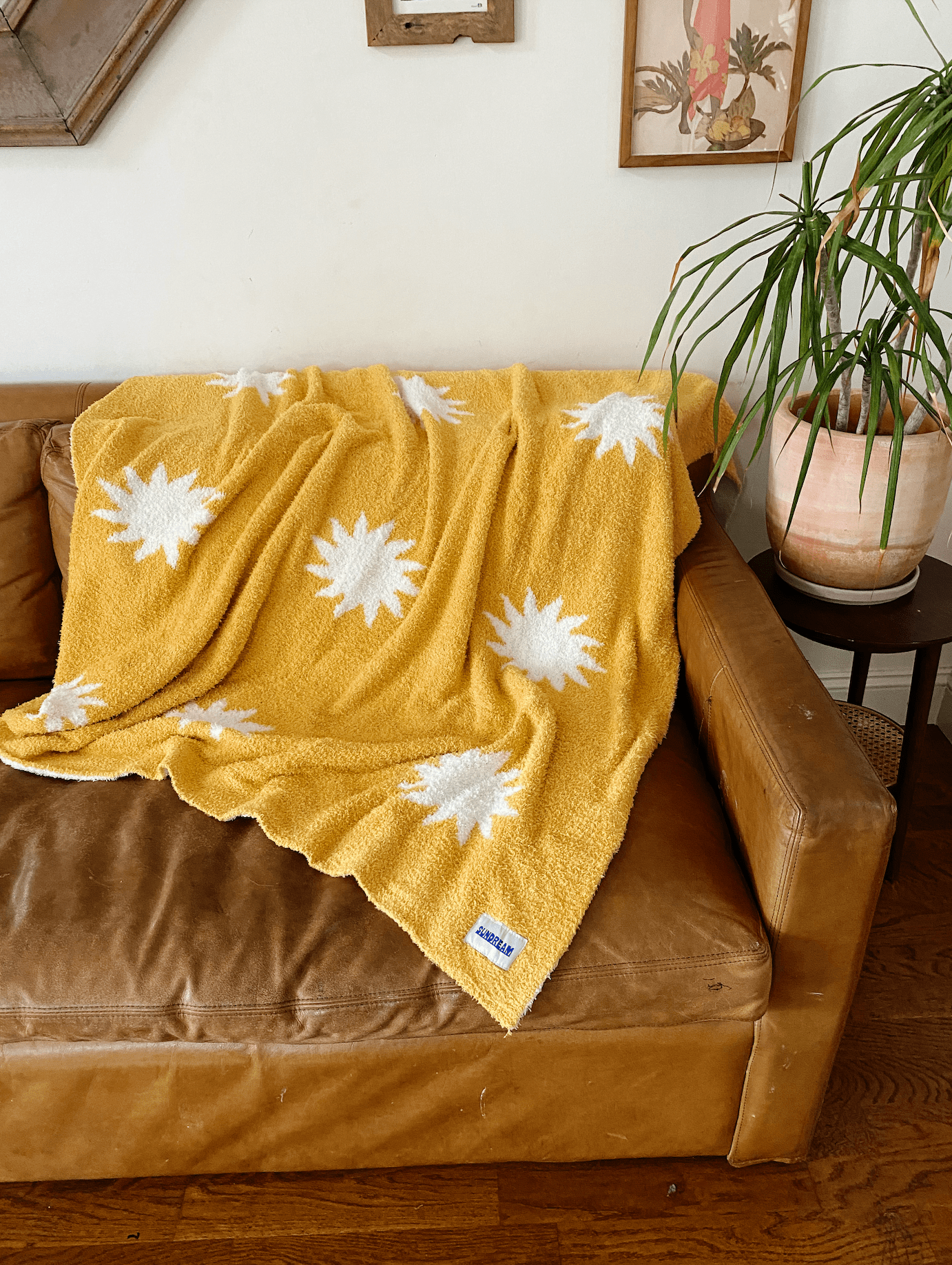 Sundream - Sun Plush Throw - Marigold Yellow 