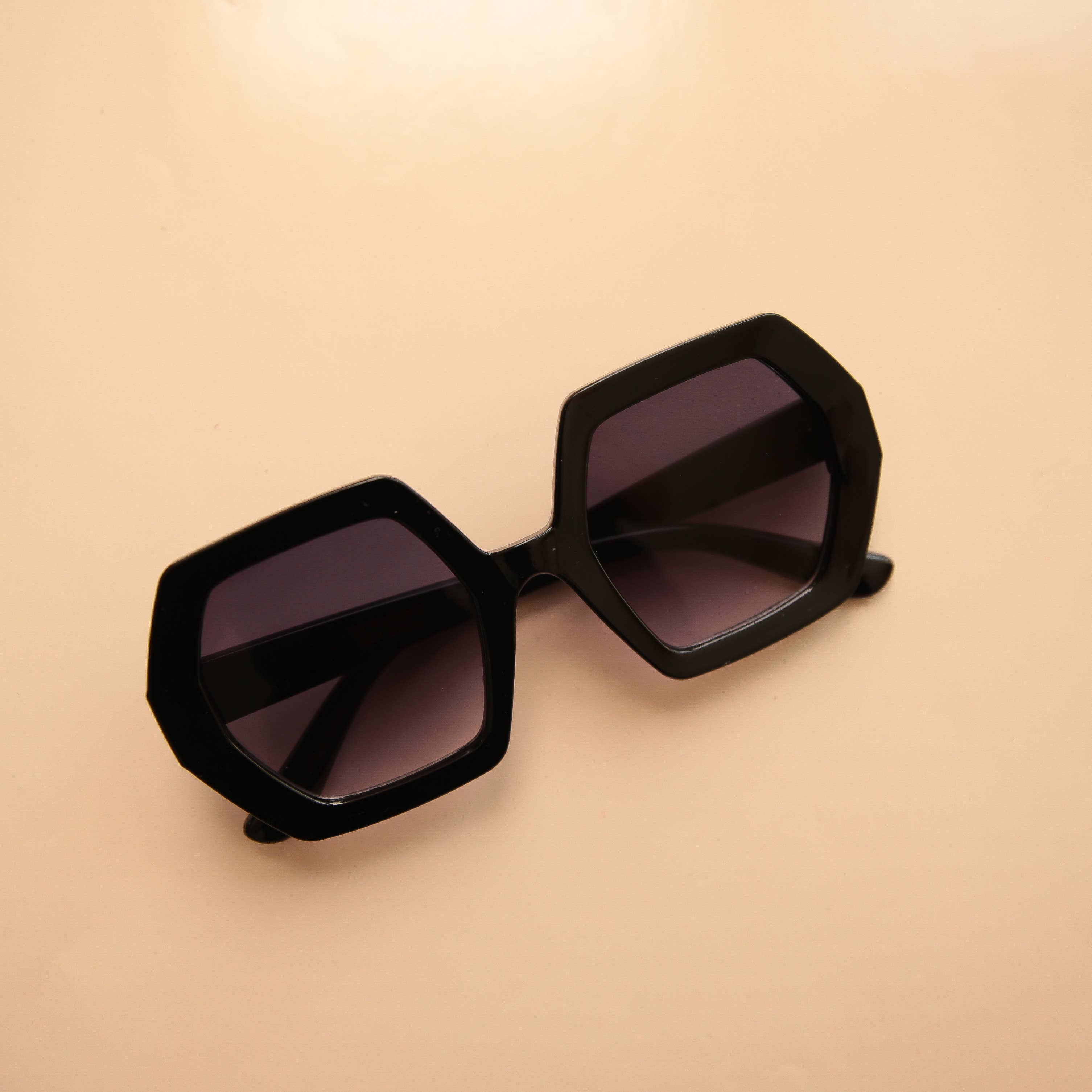 Sunshine Studios - Iris Sunglasses - Black 