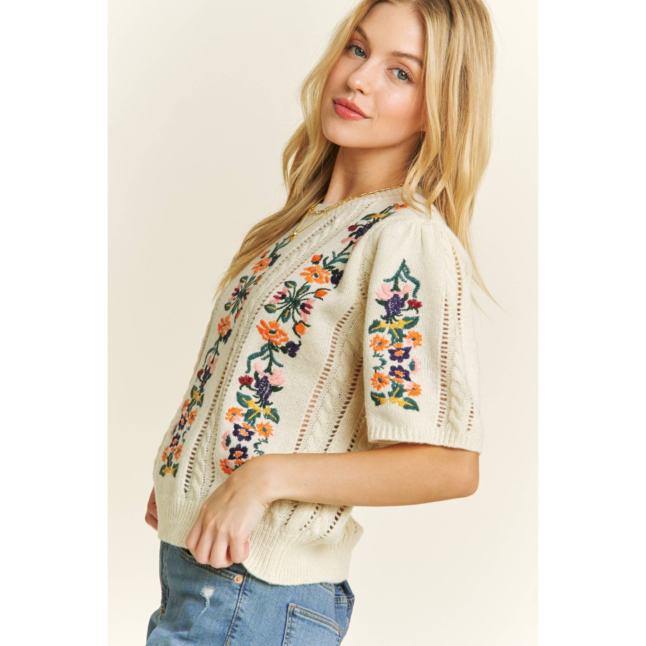 Sweet Generis - CUTE FLORAL EMBROIDERY CASUAL PULLOVER SWEATER 