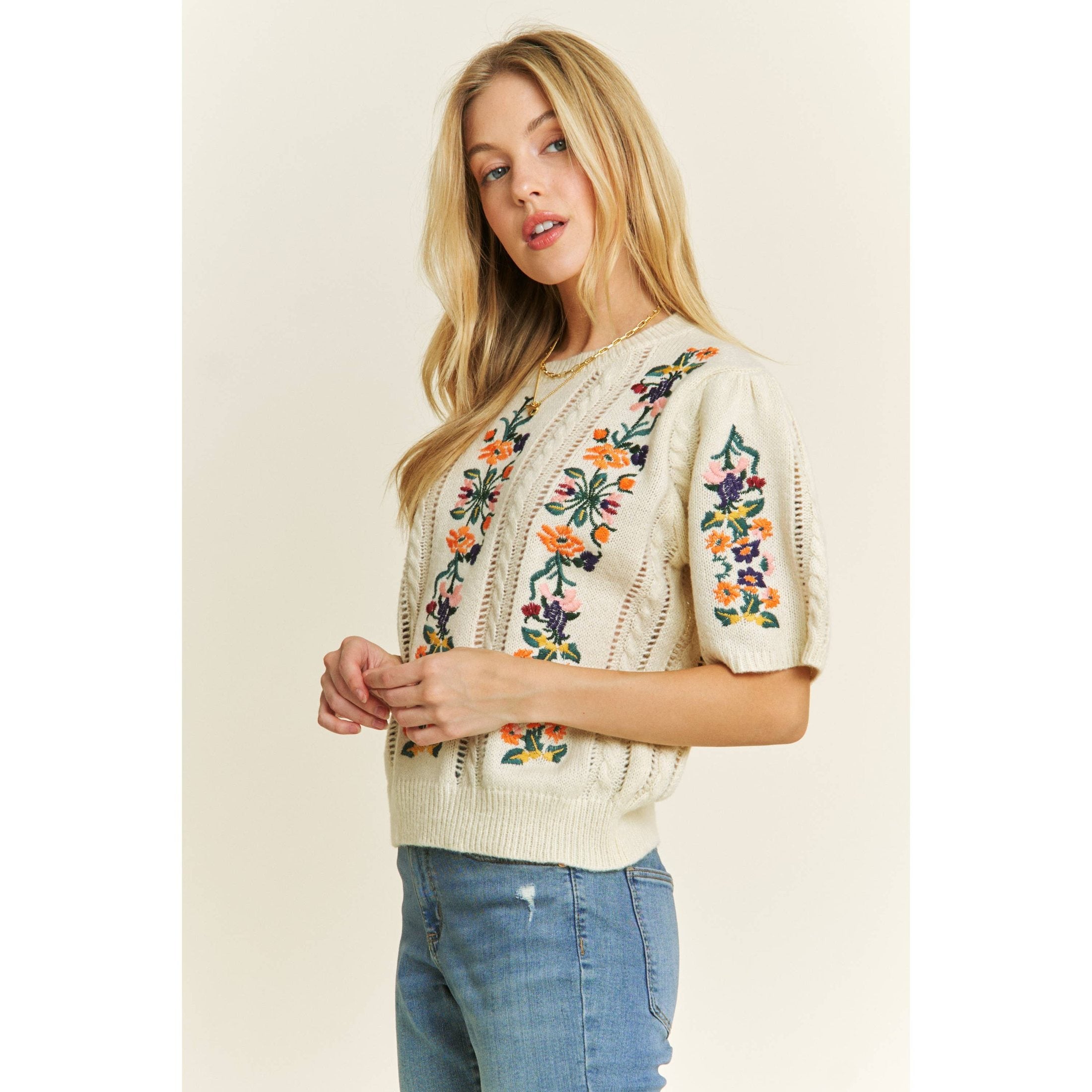 Sweet Generis - CUTE FLORAL EMBROIDERY CASUAL PULLOVER SWEATER 