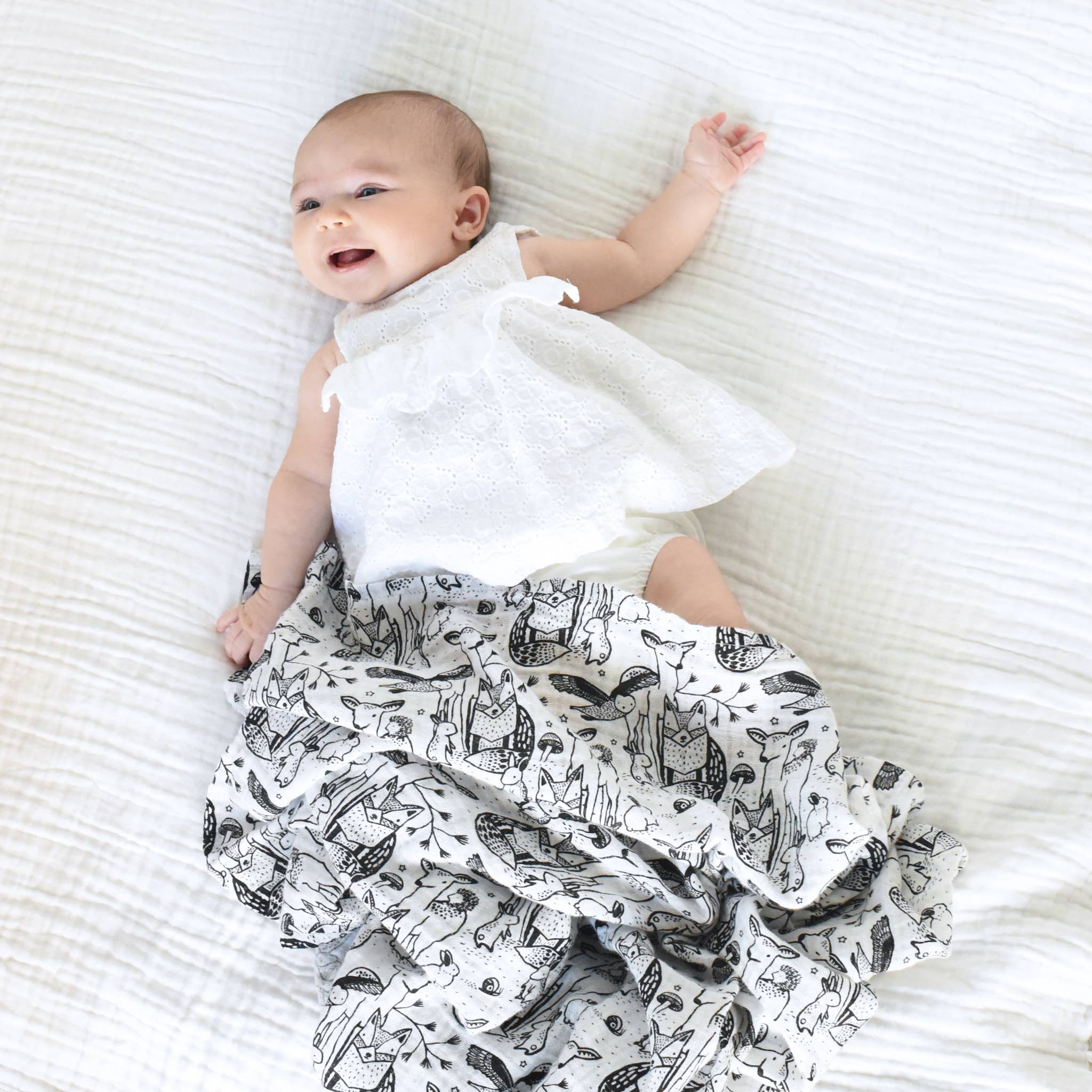 Wee Gallery - Organic Muslin Swaddle - Forest 