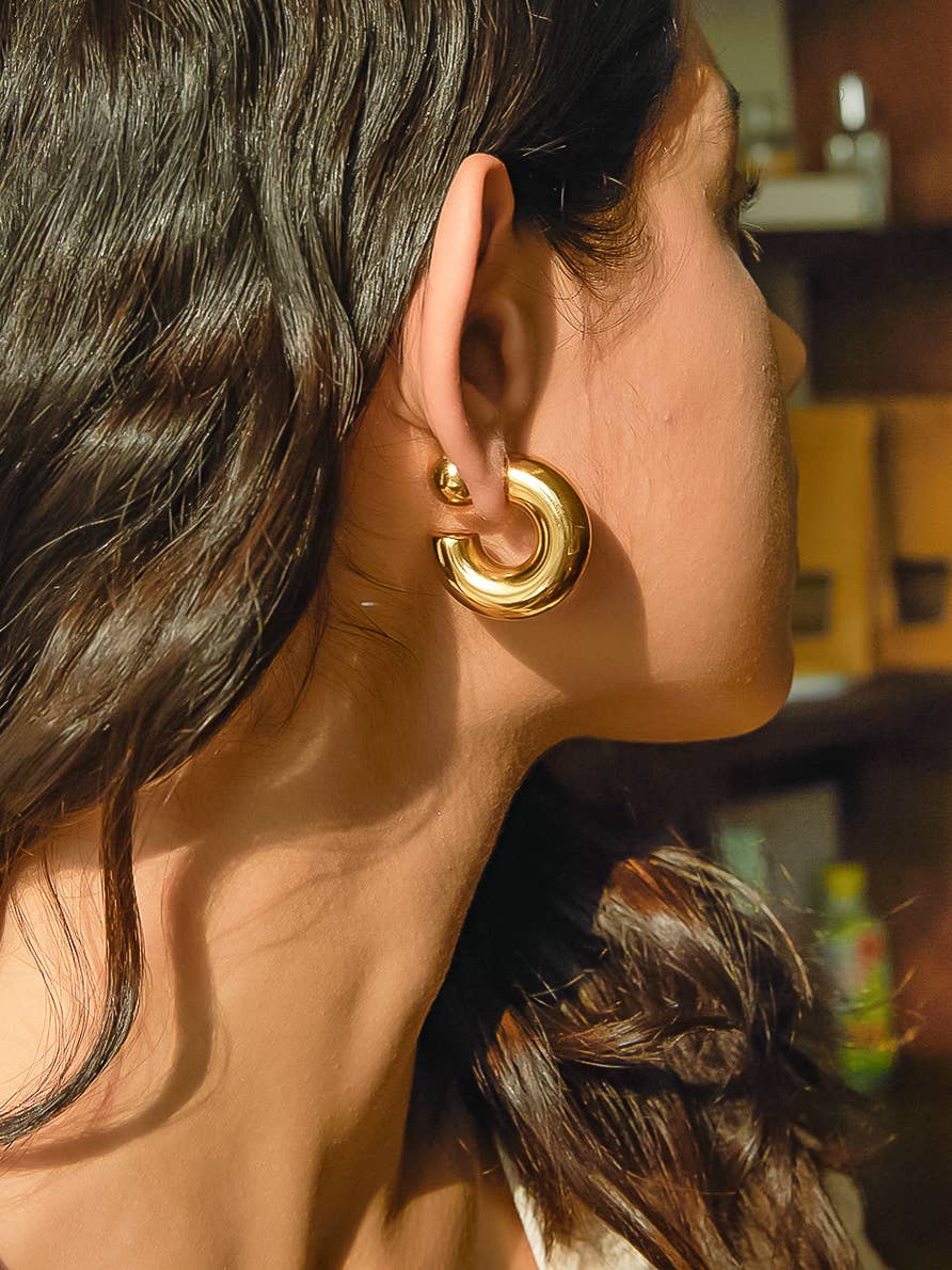 Fernanda Hoop Earring